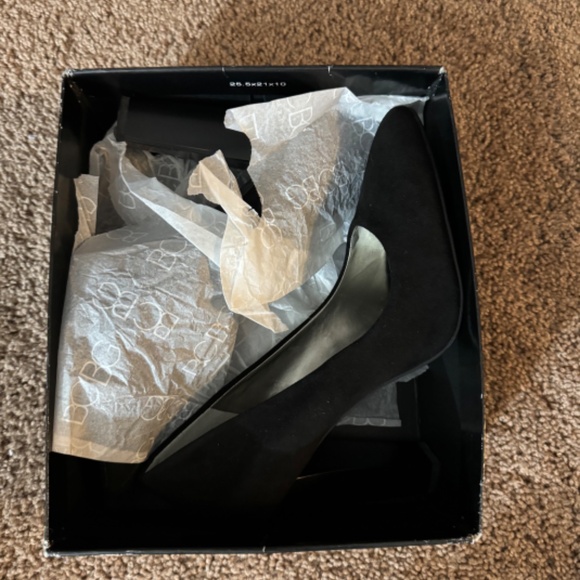 BCBG - Picture 3 of 6